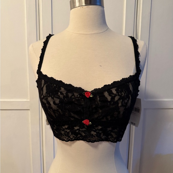 Hanky Panky Other - New Hanky Panky Black Lace Bralette with Red Rosettes